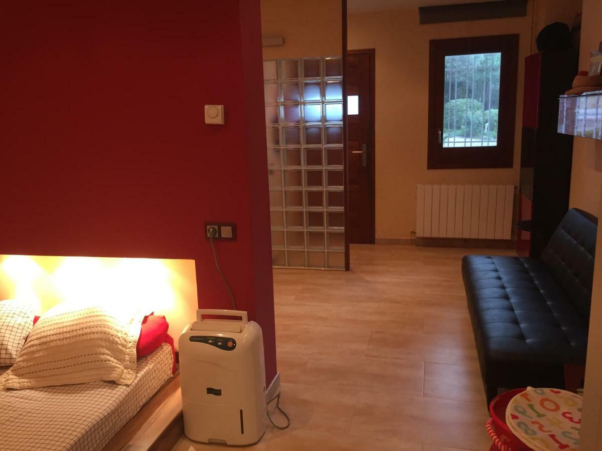 Apartamento Aislado Jardin Y Piscina Sant Andreu de Llavaneres Esterno foto