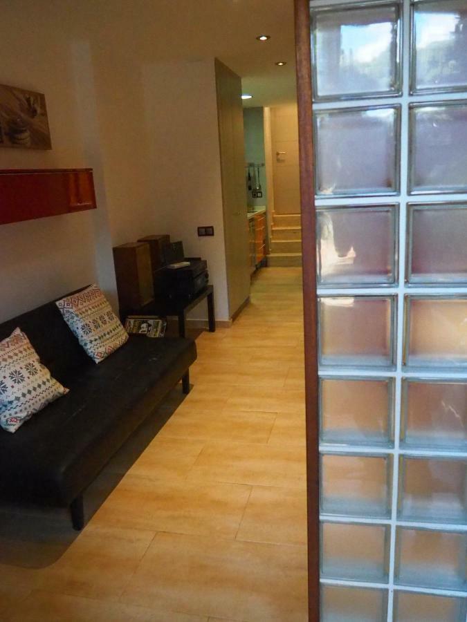 Apartamento Aislado Jardin Y Piscina Sant Andreu de Llavaneres Esterno foto